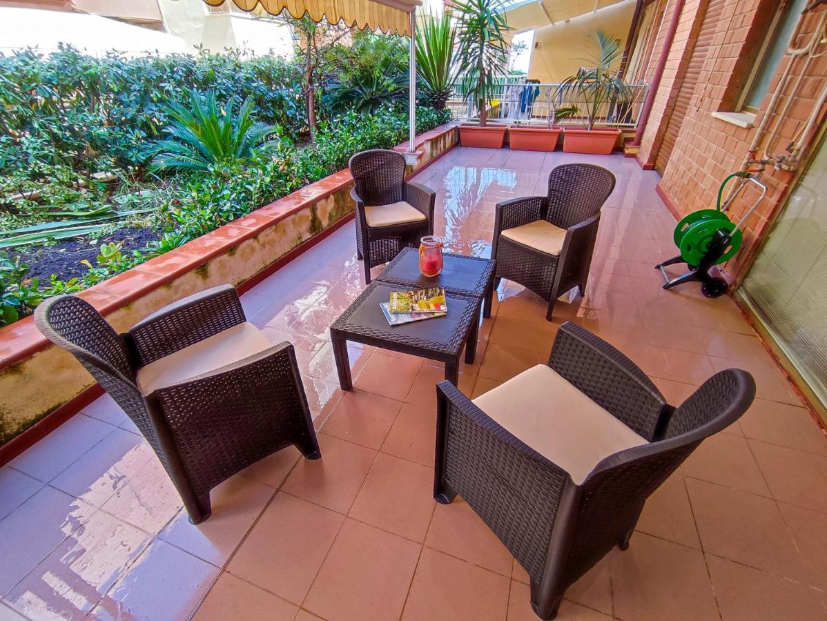 Elegante Appartamento A Cefalu Exterior photo