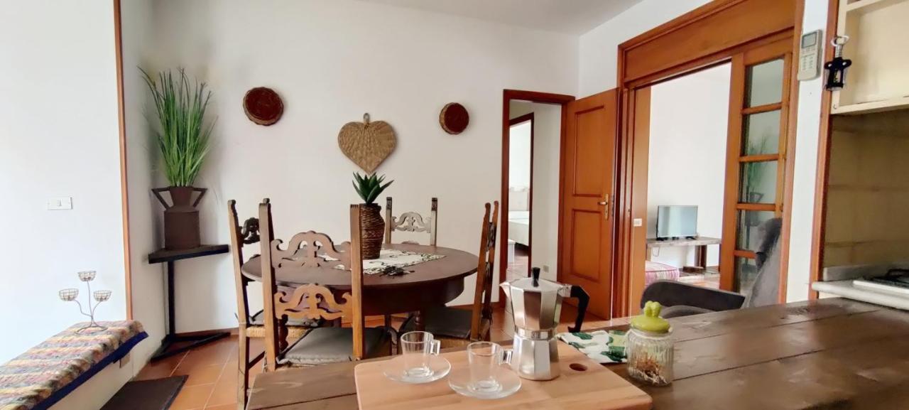 Elegante Appartamento A Cefalu Exterior photo